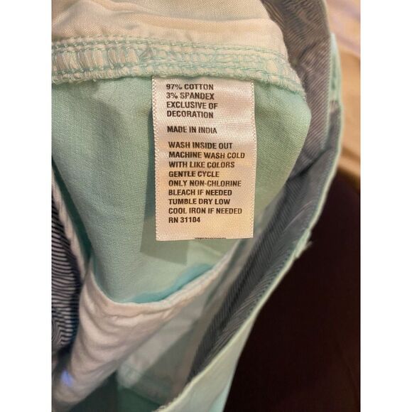 CROWN & IVY Womens Caroline Shorts Size 8 NWT - Picture 10 of 10